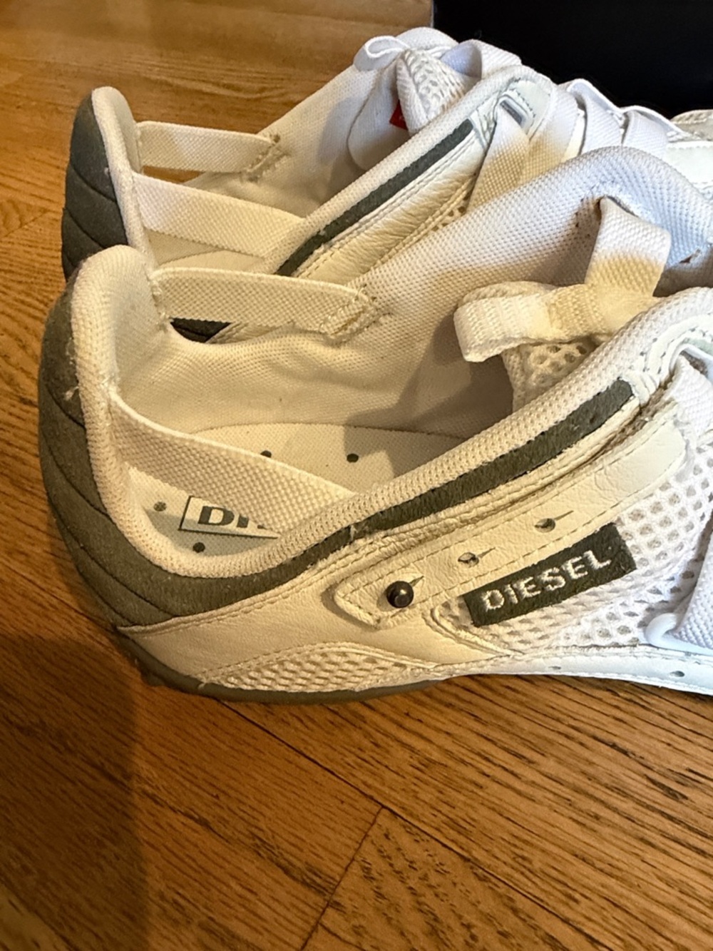 Vintage Diesel Mosley White & Gray Mesh Leather Sneakers, Mens Sz 10.5 LIKE NEW - Picture 6 of 9